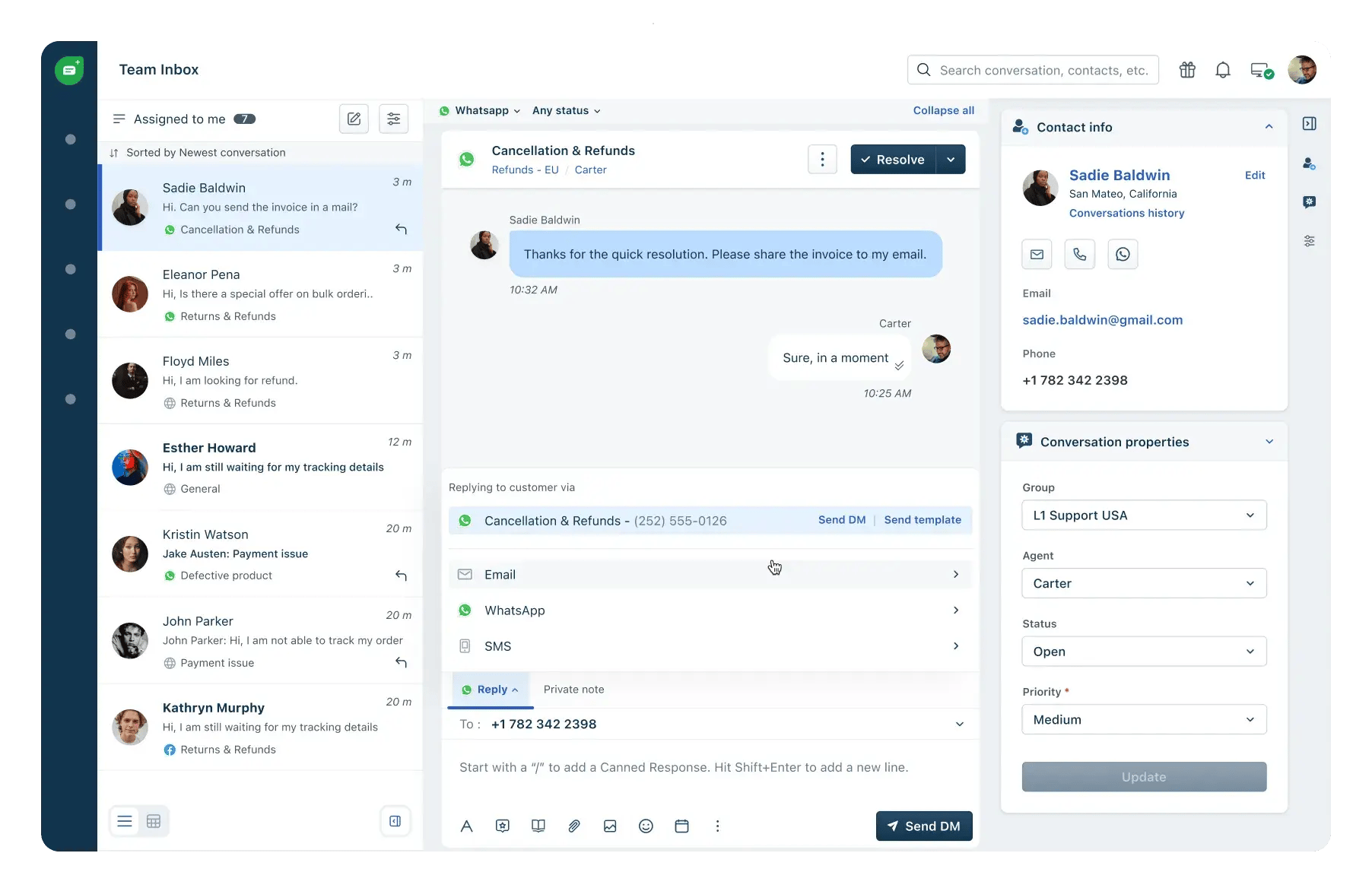 Freshdesk Omni: Conversaciones y contexto del cliente en un espacio común.